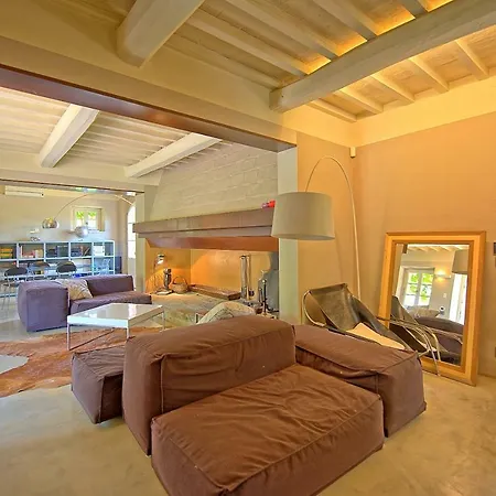 Edo By Posarellivillas