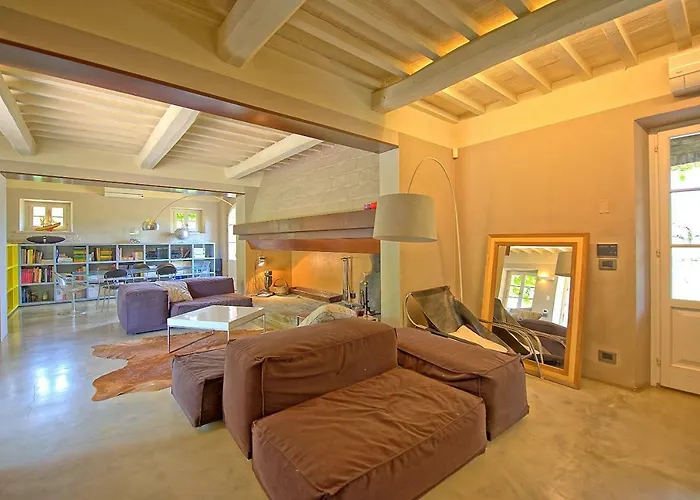 Edo By Posarellivillas