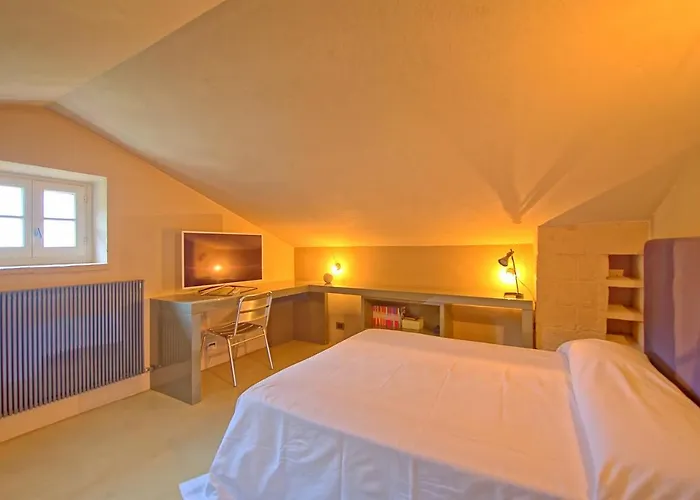 Edo By Posarellivillas *